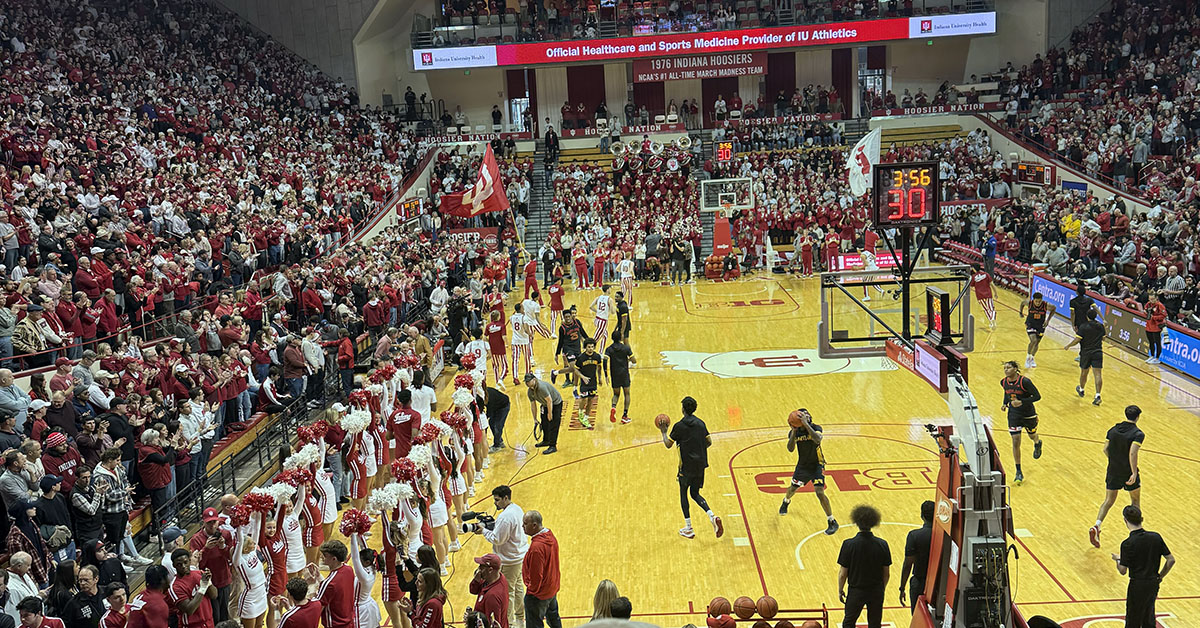 Indiana basketball vs Maryland basketball warmup in Assembly Hall