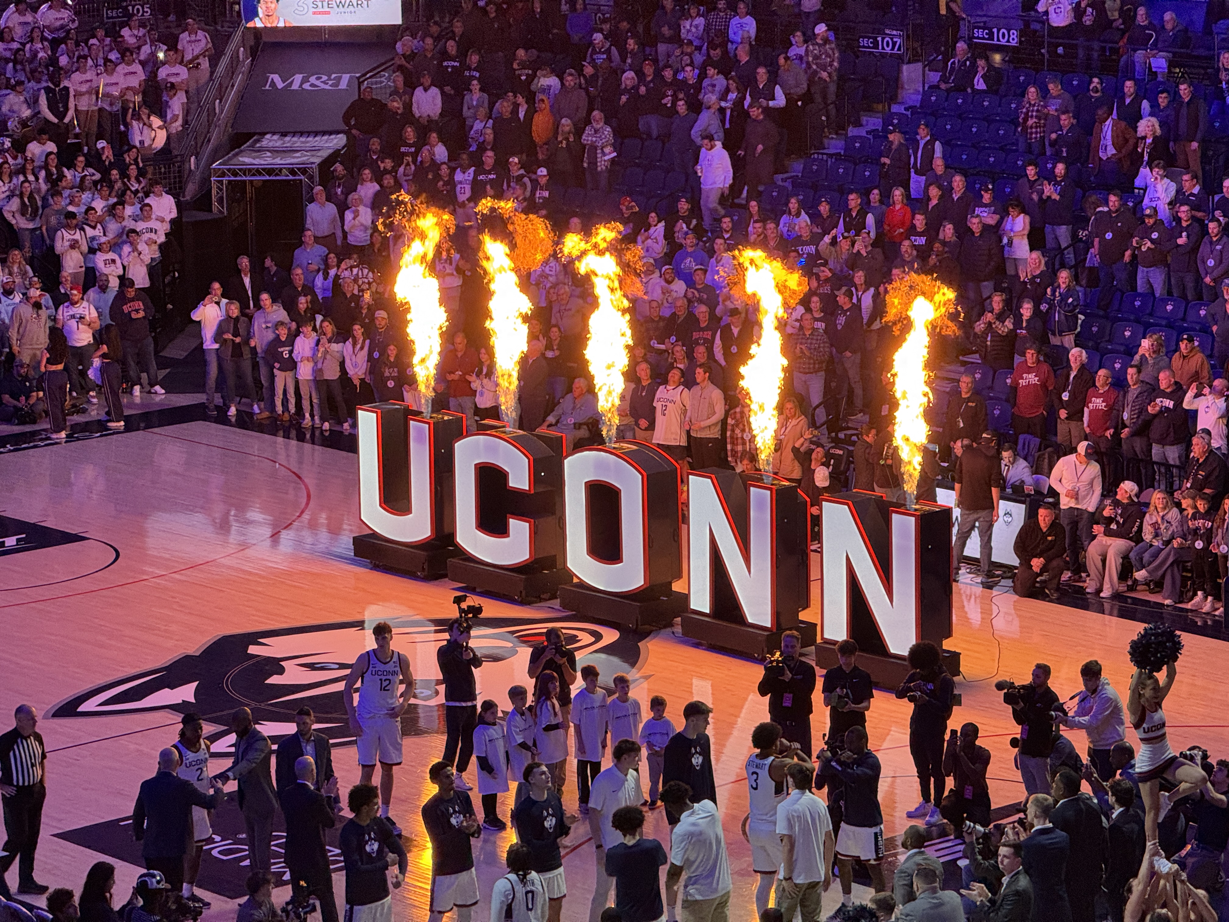 UConn basketball pre-game versus New Haven at Gampel Pavilion (Photo credit: Chandler Boucher, CBB Review)