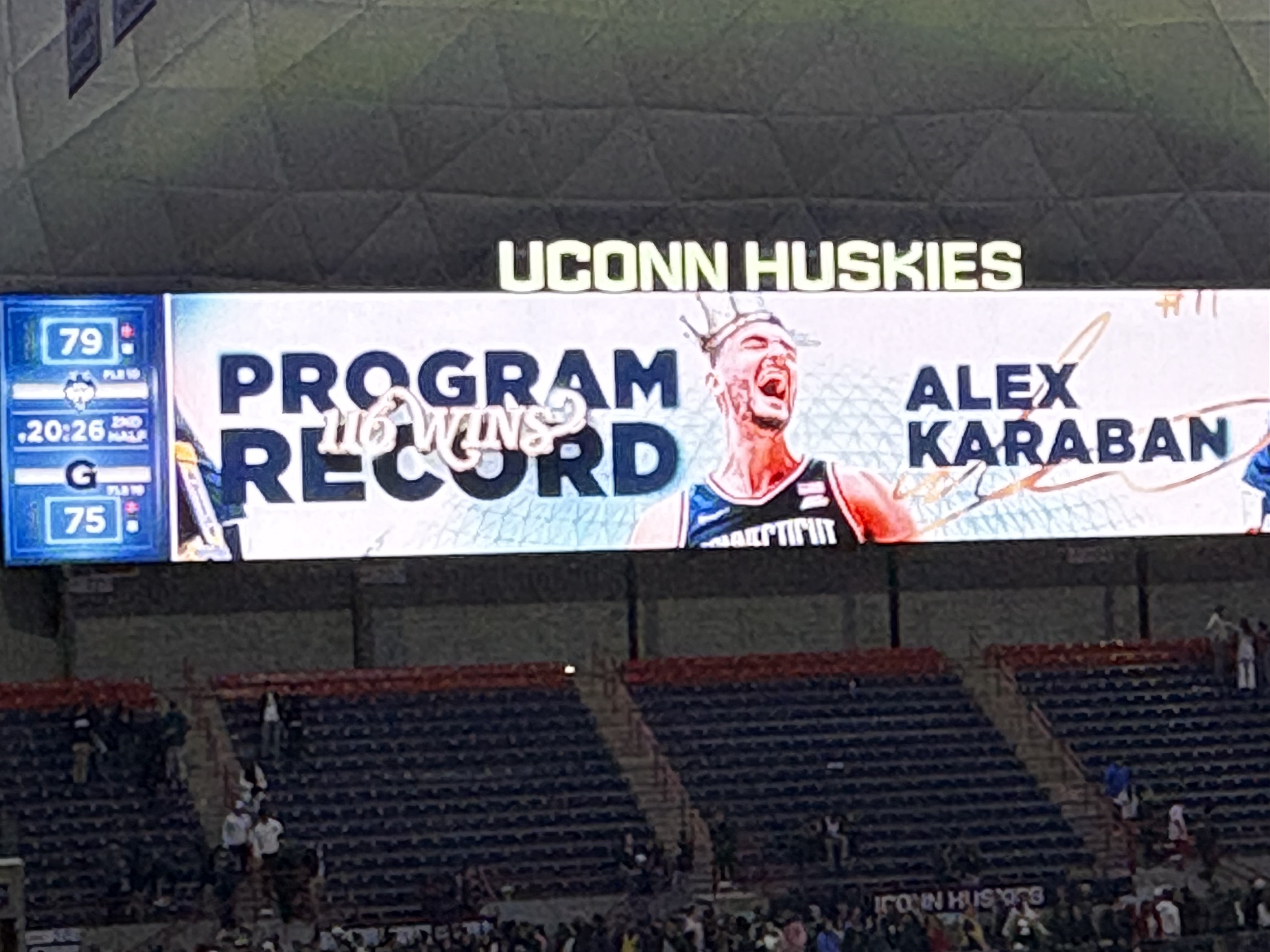 Alex Karaban sets UConn basketball record for wins (Photo Credit: Ryan Poutre, CBB Review)